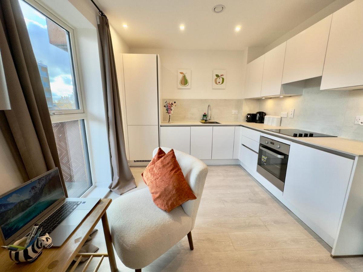3Bedroom, 2Bathroom, Balcony,Luxury Flat Westfield London Eksteriør bilde