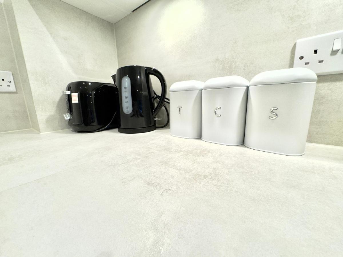 3Bedroom, 2Bathroom, Balcony,Luxury Flat Westfield London Eksteriør bilde