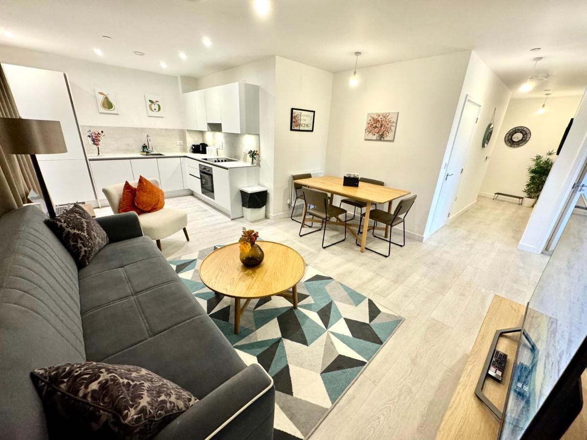 3Bedroom, 2Bathroom, Balcony,Luxury Flat Westfield London Eksteriør bilde