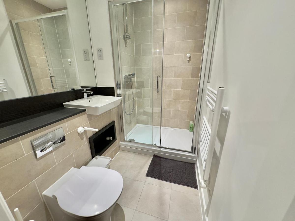 3Bedroom, 2Bathroom, Balcony,Luxury Flat Westfield London Eksteriør bilde
