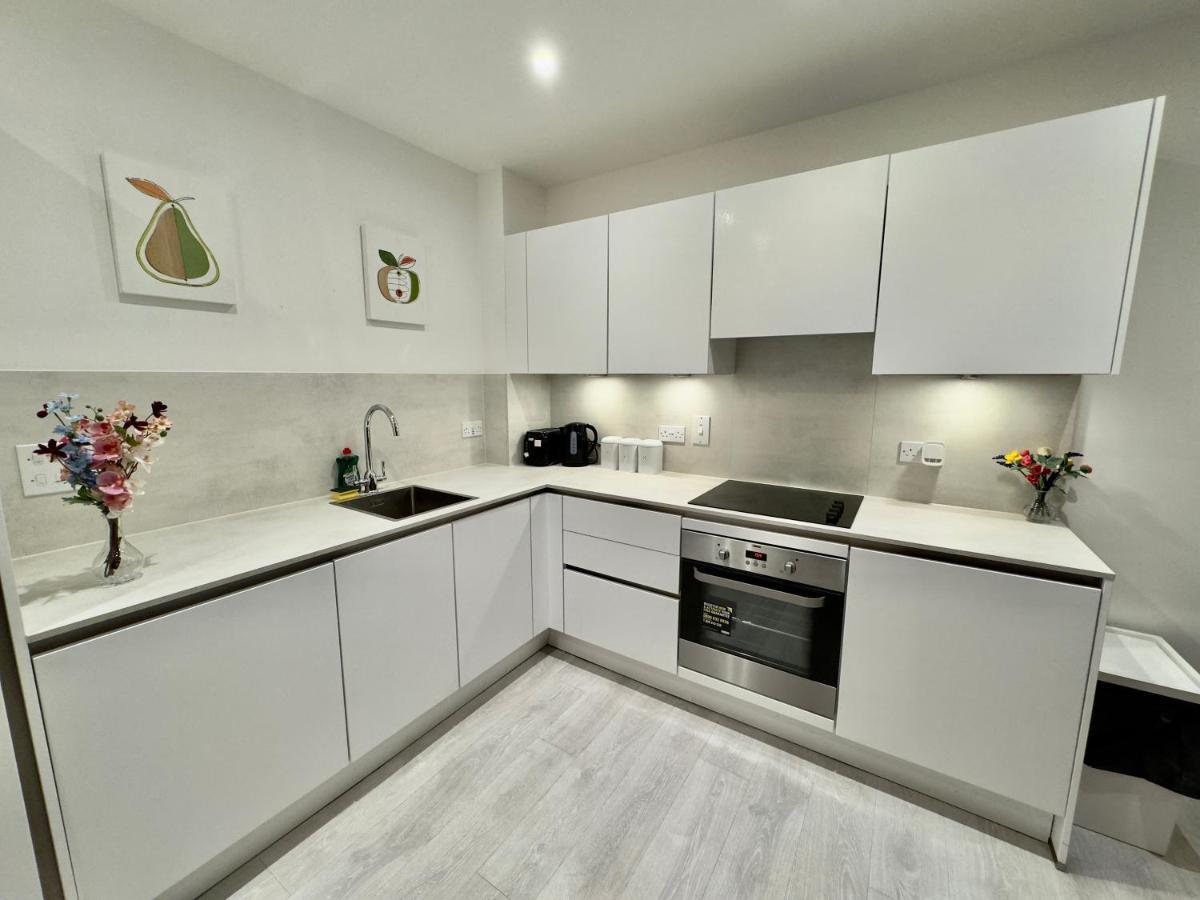 3Bedroom, 2Bathroom, Balcony,Luxury Flat Westfield London Eksteriør bilde
