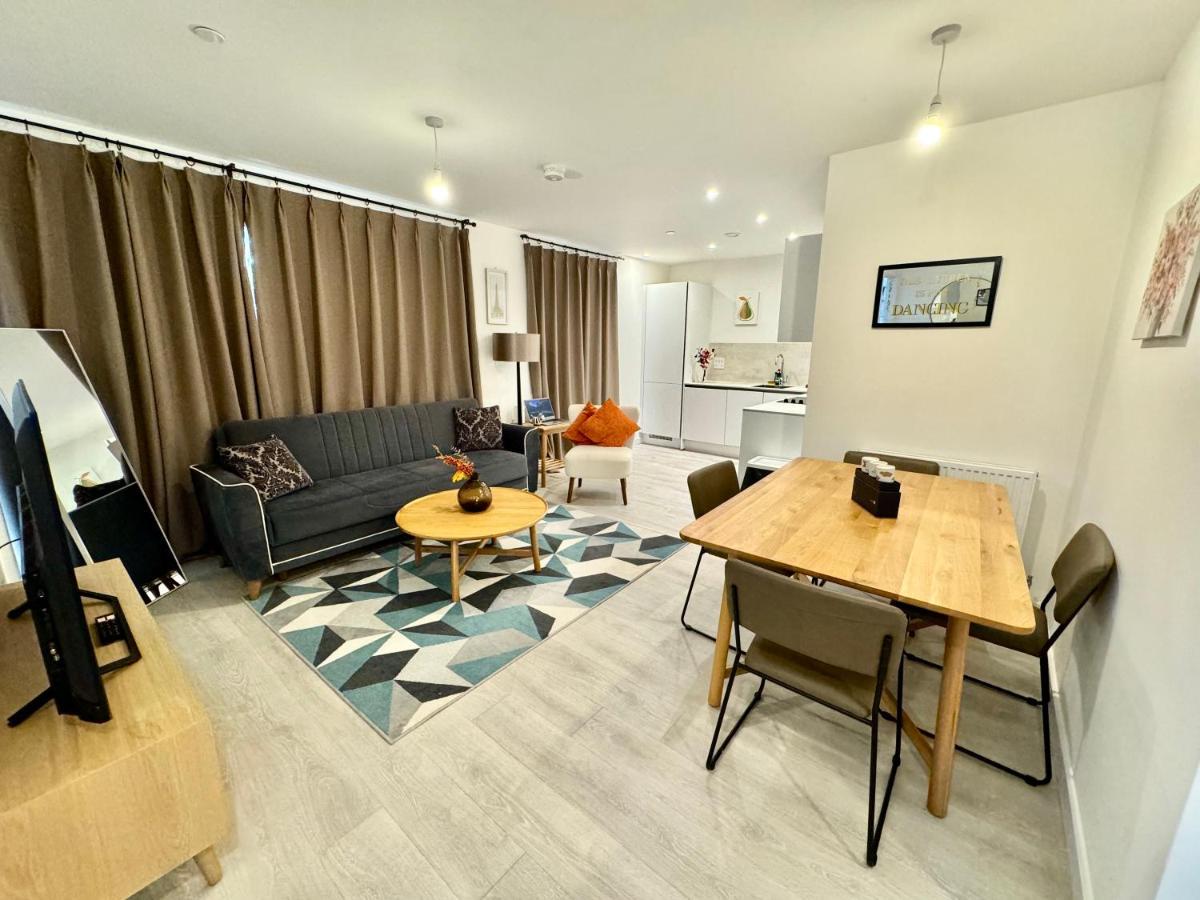 3Bedroom, 2Bathroom, Balcony,Luxury Flat Westfield London Eksteriør bilde