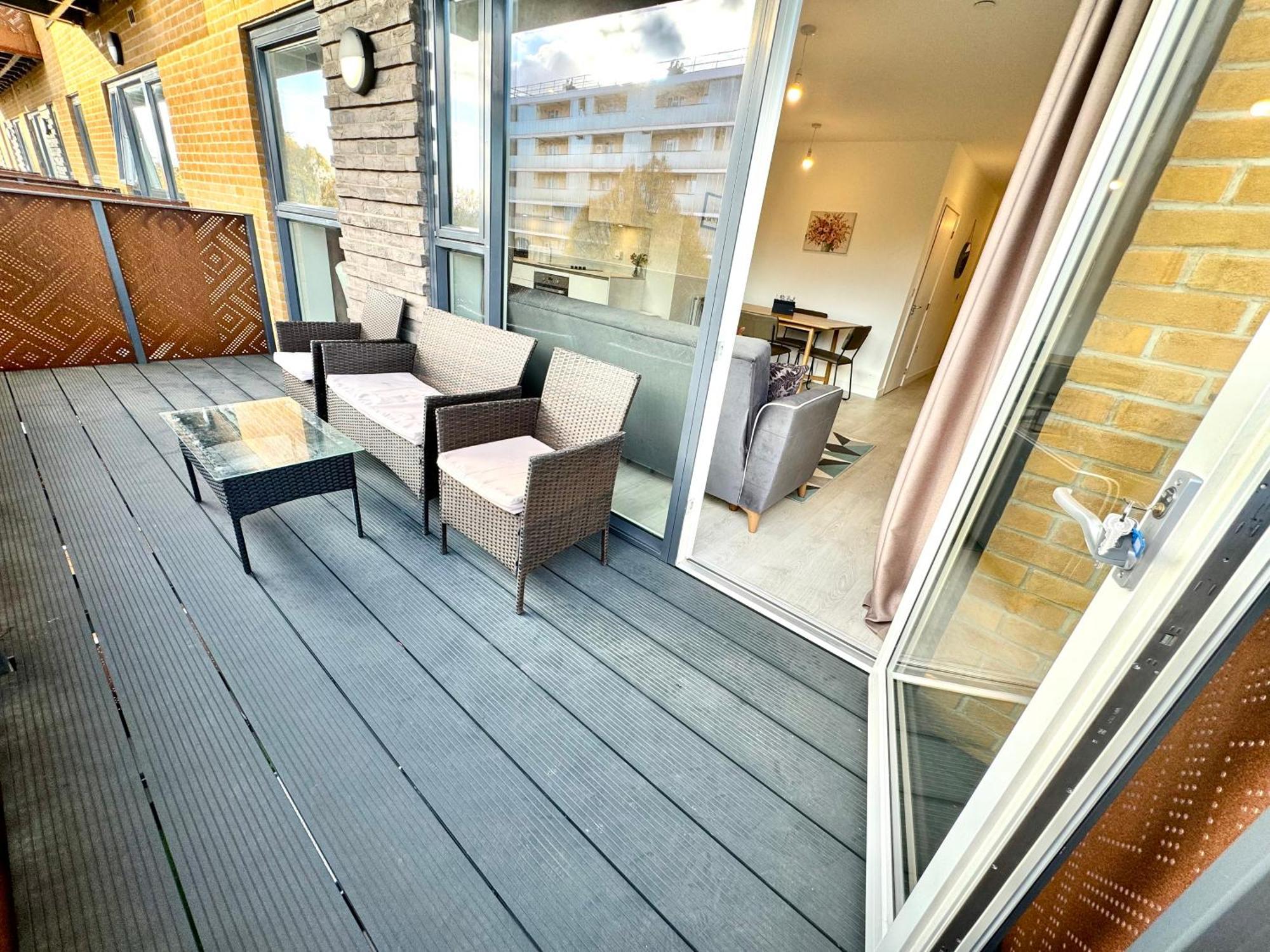 3Bedroom, 2Bathroom, Balcony,Luxury Flat Westfield London Eksteriør bilde